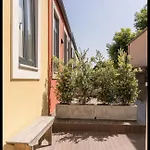 Design Sea House I