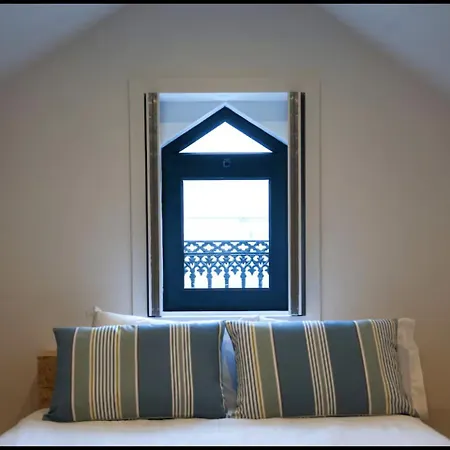 Design Sea House I